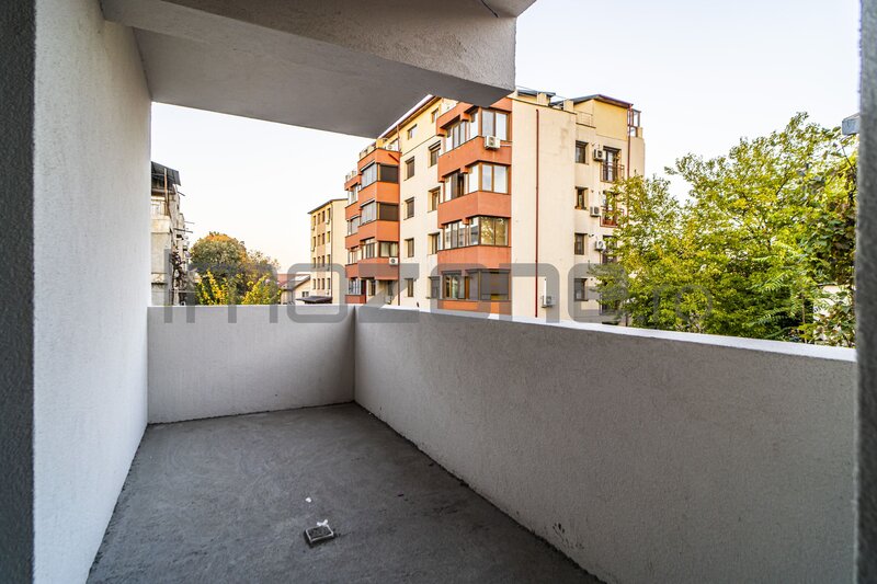 Militari- Margelelor 3 Camere, 87 mp, decomandat, 2 balcoane, zona de case,